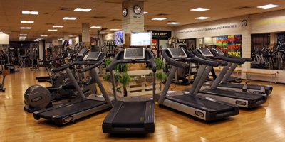 Grundreinigung eines Fitnessstudios in Bielefeld