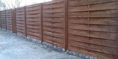 Errichtung einer Sichtschutzzaunanlage 